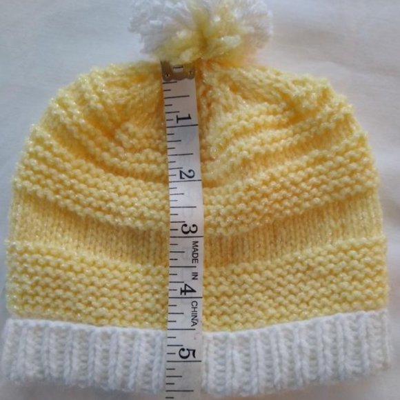 HandKnit Baby Cap Yellow and White with PomPom 0-3 Mon Infant Beanie - Picture 4 of 6